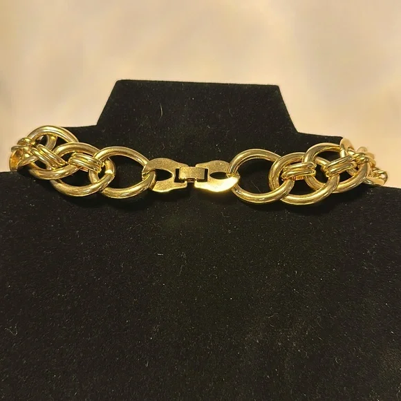 Vintage Necklace & Bracelet - Picture 2 of 6